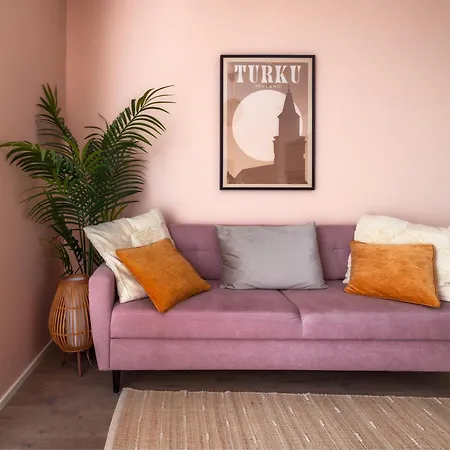 Serene Escape In * 图尔库