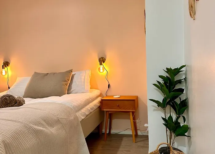 Serene Escape In Apartment *